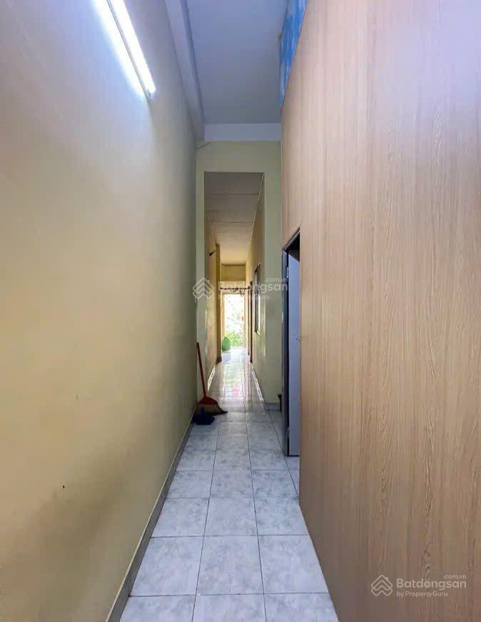 Chỉ 5 tỷ hơn có nhà ngay bv nhi đồng  vài mét tới mt lý thái tổ , q10. 3 tầng.tặng full nội thất.