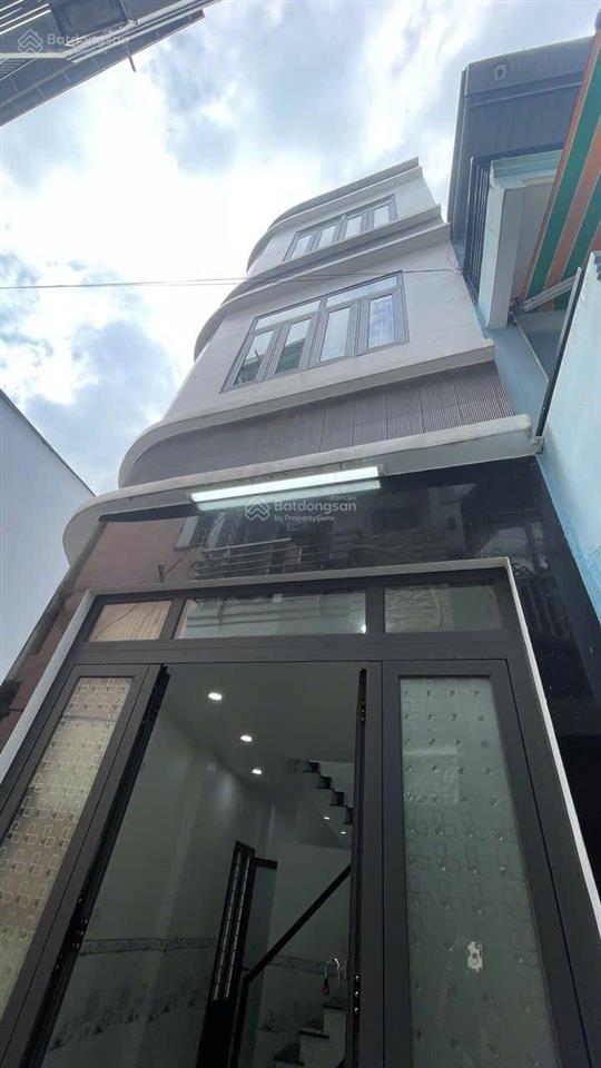 Chỉ 5 tỷ hơn có nhà ngay bv nhi đồng  vài mét tới mt lý thái tổ , q10. 3 tầng.tặng full nội thất.