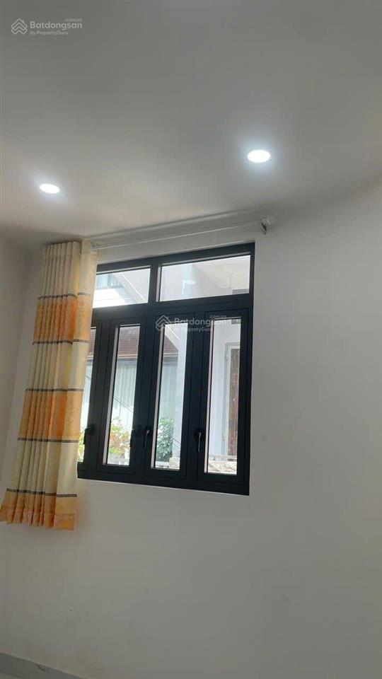 Chỉ 5 tỷ hơn có nhà ngay bv nhi đồng  vài mét tới mt lý thái tổ , q10. 3 tầng.tặng full nội thất.