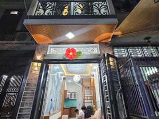Nhà đẹp an cư  đón tết sum vầy. 4 tầng 3 phòng hxh ngô quyền q10. 5 phút tới bv chợ rẫy. gần 5 tỷ