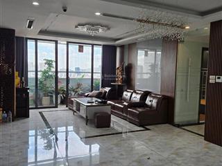 B.án c.ăn hộ chung cư flc landmark tower  dương khuê lê đức thọ, dt153m2, 3 ngủ  nội thất cơ bản