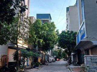Bán nhà đường ngọc khánh dt 55m27tầngmt4.5mgiá18.8tỷ thang máygara ôtôkinh doanh