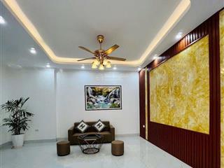 Bán nhà phố ngọc khánh 35m5tanggần ôtô  ngõ thông  giá chỉ 6.8tỷ