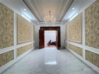Nhà đẹp hiếm 5 tầng 71m2 trung tâm long biên hàng xóm riverside vị trí vàng
