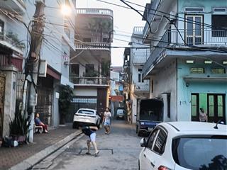 Đất sài đồng gần chợ gần trường gần trục đường 5 huyết mạch ô tô vào nhà diện tích rộng  ở sướng