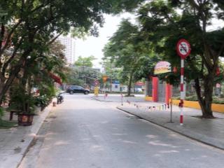 Duy nhất thạch bàn tđcx6  vị trí siêu đỉnh mặt tiền rộng vỉa hè ô tô tránh  có tầng hầm để xe