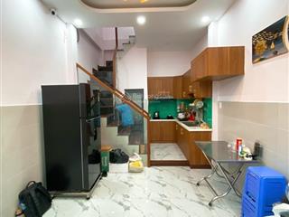 Hot, p. tân quy q7, xe hơi đổ cửa, 3 tầng 3pn, ngay trung tâm, cách mt 15m, chỉ 5.48 tỷ tl