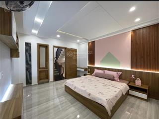 Khu kiều đàm q7, nhà đẹp 5 tầng 5pn, full nội thất, dt 4.2m x 13m, đường xe tải, chỉ 7.5 tỏi tl