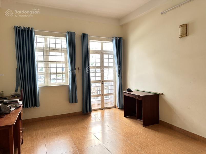 Huỳnh tấn phát quận 7, bán nhà 3 tầng 4pn, xe hơi đỗ cửa, dt 4m x 15m, 60m2, chỉ 6.9 tỏi tl