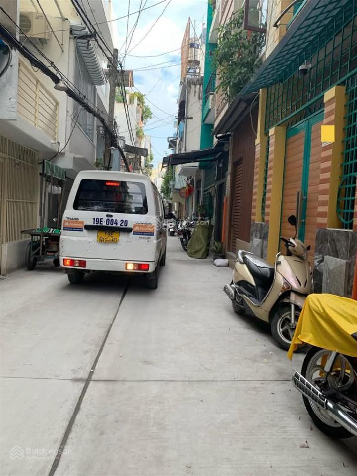 Huỳnh tấn phát quận 7, bán nhà 3 tầng 4pn, xe hơi đỗ cửa, dt 4m x 15m, 60m2, chỉ 6.9 tỏi tl