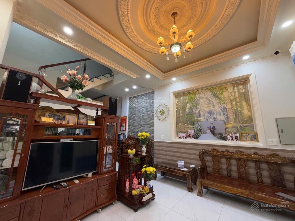 Lý phục man q7, nhà đẹp 4 tầng 5pn full nội thất xịn, dt 5x13m, đường nhựa 7m, chỉ 11.5 tỏi tl