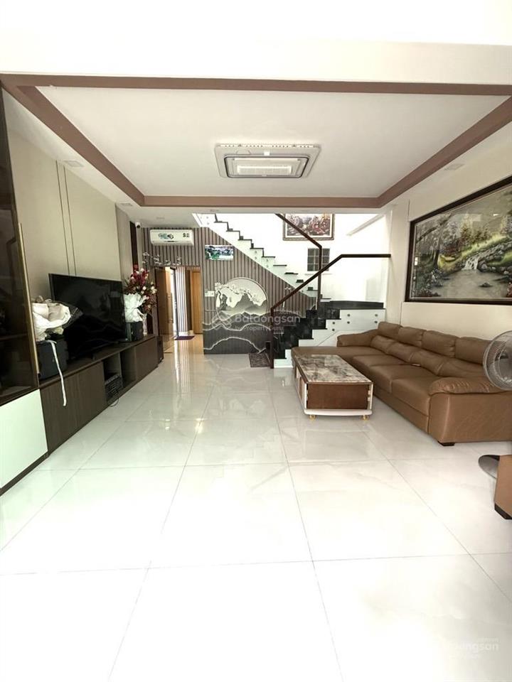 Bán nhà hẻm xe hơi q7, ngang khủng 7.5m nở hậu 8m x 35m, 266m2, 2 tầng 4pn, chỉ 13.35 tỷ tl