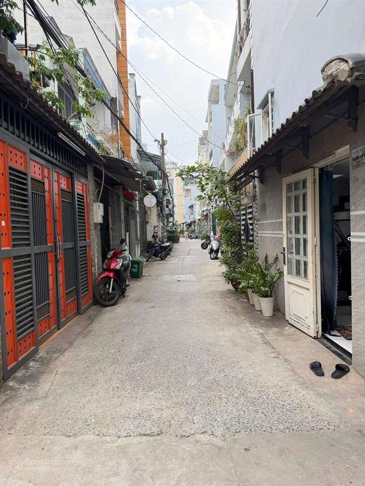Nhà đẹp trần xuân soạn q7, dt 4.8x12m, hẻm 4m, gần him lam, chỉ 7.2 tỷ