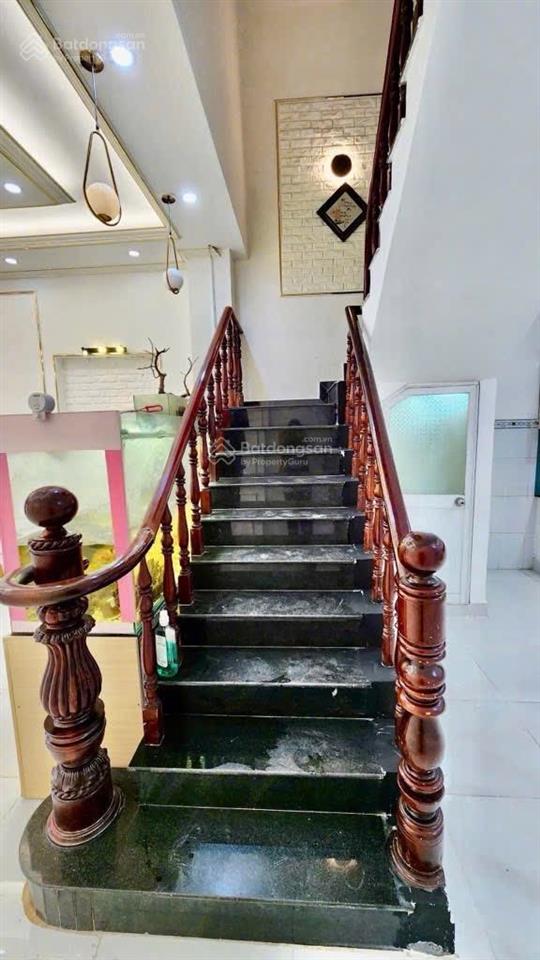 Bán nhà hẻm xe hơi  3 tầng 4pn  ngang đẹp 5x13m, đường nhựa 6m, chỉ 9.x tỷ