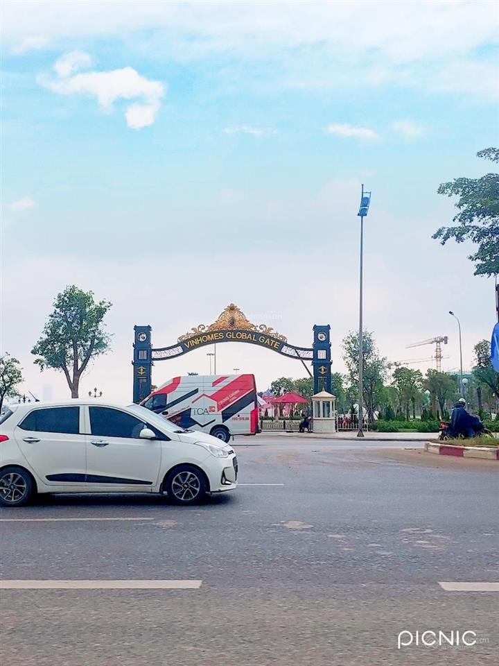 Chính chủ bán gấp gần 100m2 đất đông hội giá cực tốt. đường thông, ô tô vi vu. gần trục chính!