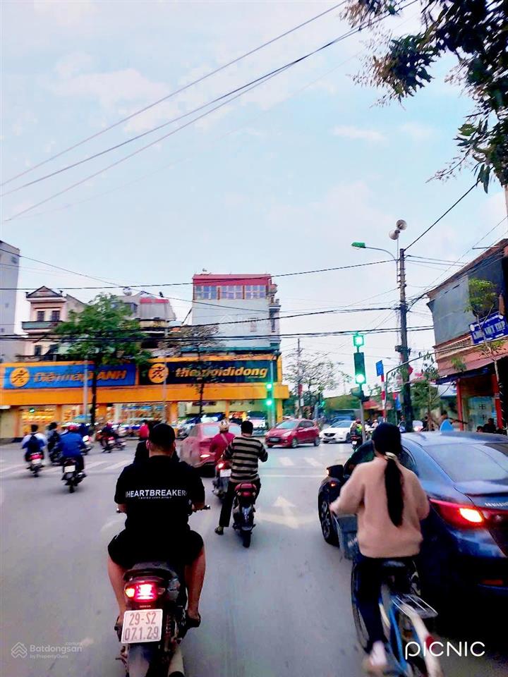 Bán đất mặt ngay phố vân trì! dòng tiền tốt 100 triệu, kinh doanh đỉnh! 100m2 11 tỷ xíu!