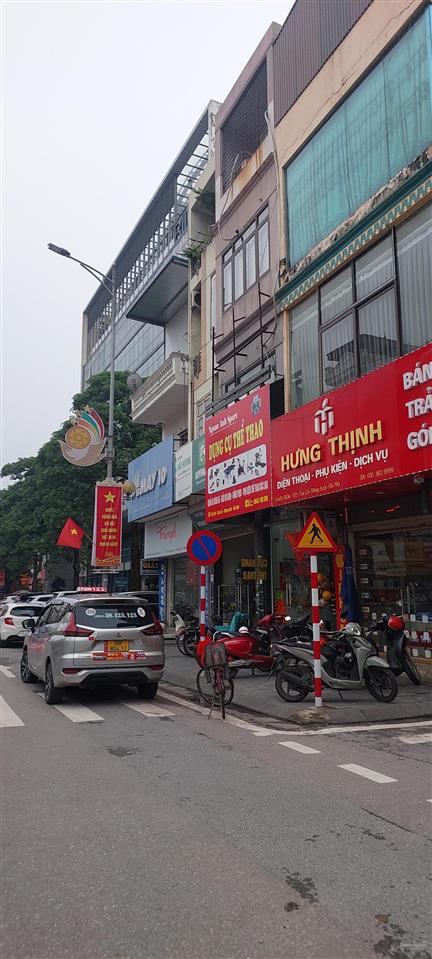 Chính chủ cần bán nhà mặt phố cao lỗ, đông anh. kinh doanh cực đỉnh  sẵn dòng tiền 300 triệu