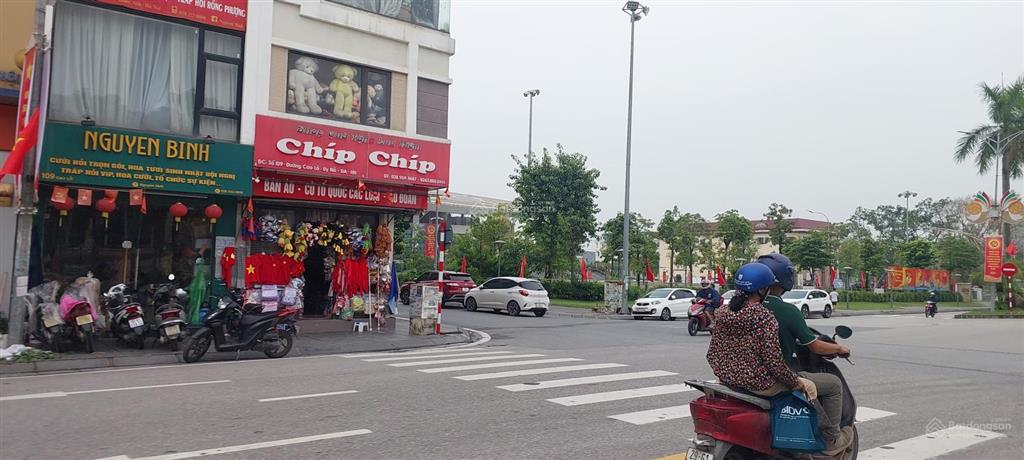 Chính chủ cần bán nhà mặt phố cao lỗ, đông anh. kinh doanh cực đỉnh  sẵn dòng tiền 300 triệu