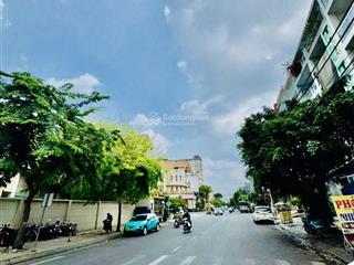 Bán toà nhà 8 tầng, bình phú, quận 6, 165m2, 9x18m, 52.9 tỷ