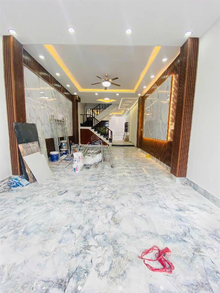 Nhà mặt tiền 4 tầng, lê công phép, sát bến xe miền tây, 70m2, 4.5x15m, hơn 9.5 tỷ