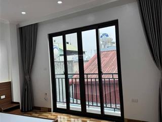 Bán gấp nhà cầu diễn, phường minh khai, 35m2 x 6 tầng thang máy,nhà mới full nội thất, ô tô đỗ cổng