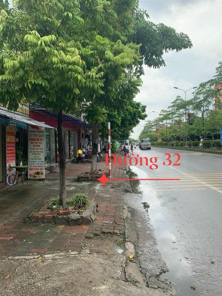Bán gấp mảnh đất phân lô lai xá hoài đức 77m2 mặt tiền 3.6m thoáng trước sau ô tô ra vào thoải mái