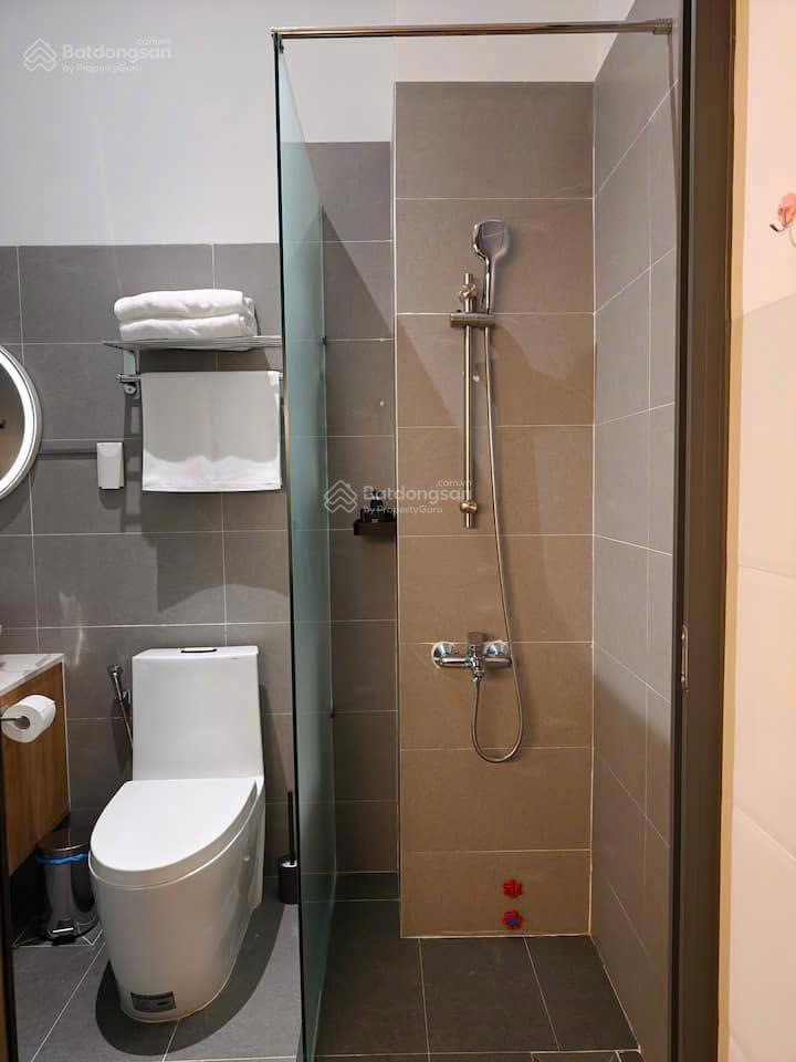 Bán gấp tòa chdv 19 phòng ngay phan xích long 7x22m 5 lầu thang máy  130tr/tháng giá 23.5 tỷ tl