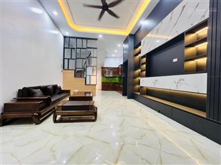 Xuân đỉnh  53m2 x 4 tầng  ô tô đỗ cách 5m  bãi đỗ xe gần nhà  giá đầu tư.