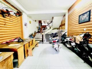 Xuân đỉnh  50m2 x 4 tầng  ô tô vào nhà  lô góc  ngõ thông ngoại giao đoàn.