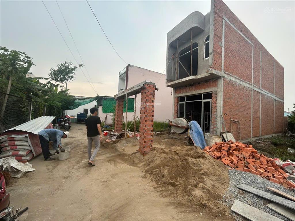 Bán nhà riêng tại đường lộc hậu, cần giuộc, long an, giá siêu hời 2,25 tỷ, 92 m2