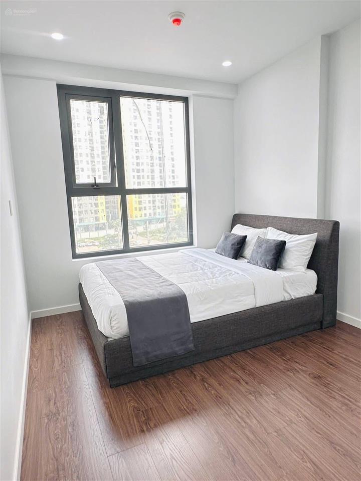 Chính chủ cho thuê căn góc tháp saphire  bcons city full nội thất bếp rèm 6,5tr/th.  0932 138 ***