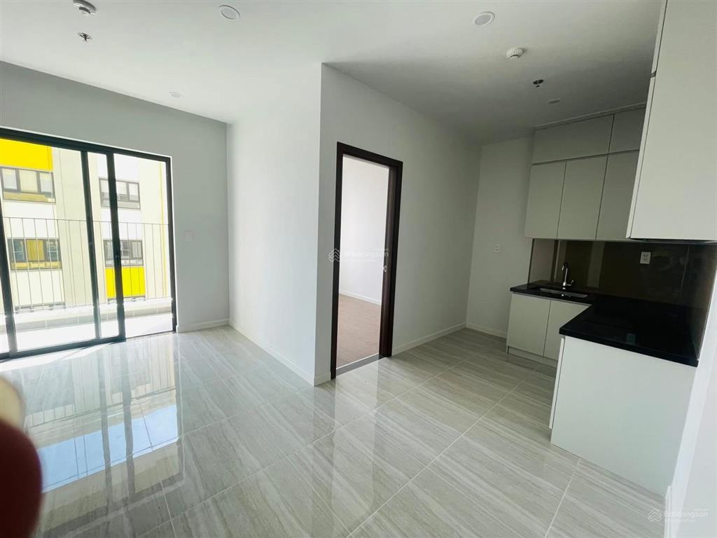 Chính chủ cho thuê căn 2pn, full nội thất cơ bản, nhà mới toanh ạ