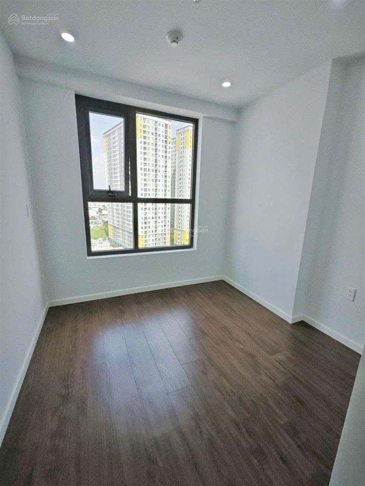 Duy nhất 1 căn góc tháp saphire tầng đẹp 2,95 tỷ bàn giao full nội thất cơ bản.  0932 138 ***