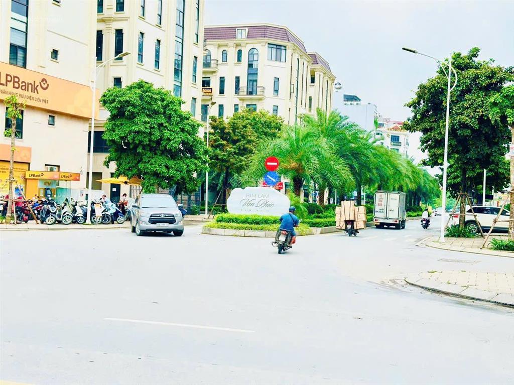 Duy nhất hàng hiếm căn góc him lam vạn phúc mặt đường tố hữu. giá tốt sổ đỏ ngay.  0944 960 ***