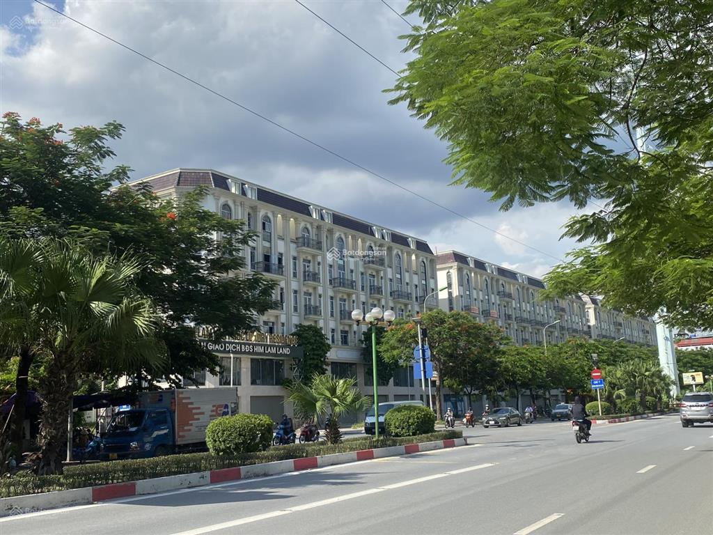 Duy nhất hàng hiếm căn góc him lam vạn phúc mặt đường tố hữu. giá tốt sổ đỏ ngay.  0944 960 ***