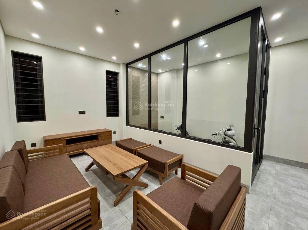 Bán gấp nhà nguyễn khánh toàn, nghĩa đô, cầu giấy, hà nội, 46m2. mt 5m. 6 tầng, thang máy. 13,7 tỷ