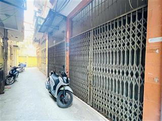 Nhà 3 tầng phố tô hiệu  hà đông 38m2 sổ vuông, 2 thoáng ngõ ô bàn cờ thẳng tắp. giá chỉ 8,1 tỷ