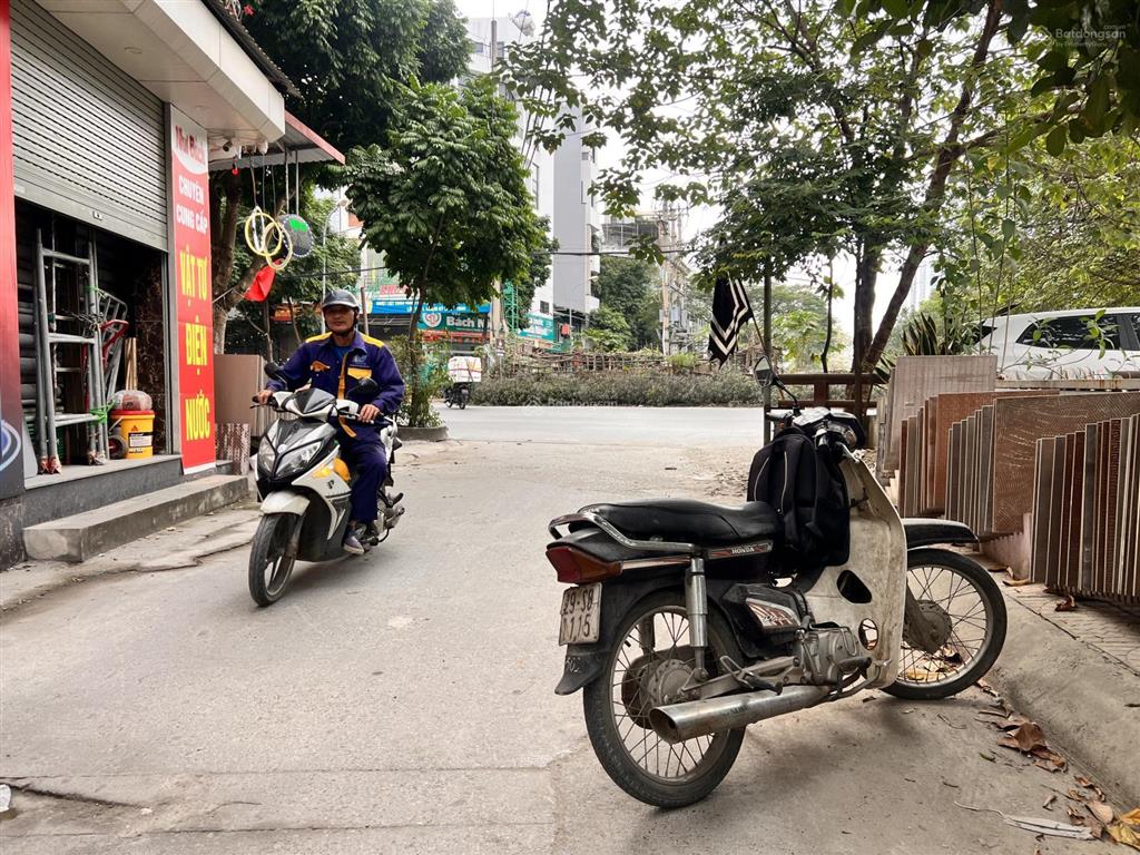 Đất kiến hưng hà đông 51m2 phân lô vỉa hè oto tránh ba gác. kinh doanh giá chỉ 8 tỷ