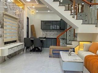 Bán nhà đúc thật trung tâm đường quang trung  gò vấp giá chỉ nhỉnh 3 đồng