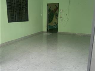 Kẹt tiền bán nhà trệt lửng sổ hồng riêng 80m2, đường ql1a cách chợ đầu mối thủ đức 300m, giá 2,5 tỷ
