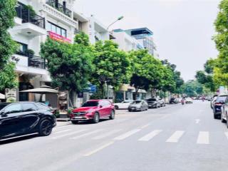 Đất việt hưng, ô tô 7 chỗ vào đất, ngõ thông, kinh doanh, dt 60m2, mt 4m, giá 9.2 tỷ