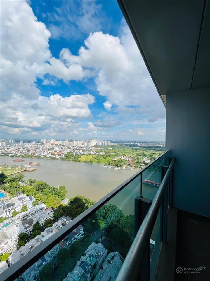 Chuyển nhượng 3pn, diện tích lớn 133m2 (gh01). view sông & tòa nhà cao nhất việt nam (landmark 81)