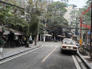 Mặt phố ba đình 2 làn oto sầm uất ngày đêm
