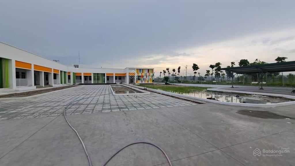 Cần bán lô đất 85,8m2 trung tâm lai uyên, bàu bàng giá 750 tr, sổ sẵn, hỗ trợ bank.  0941 329 ***