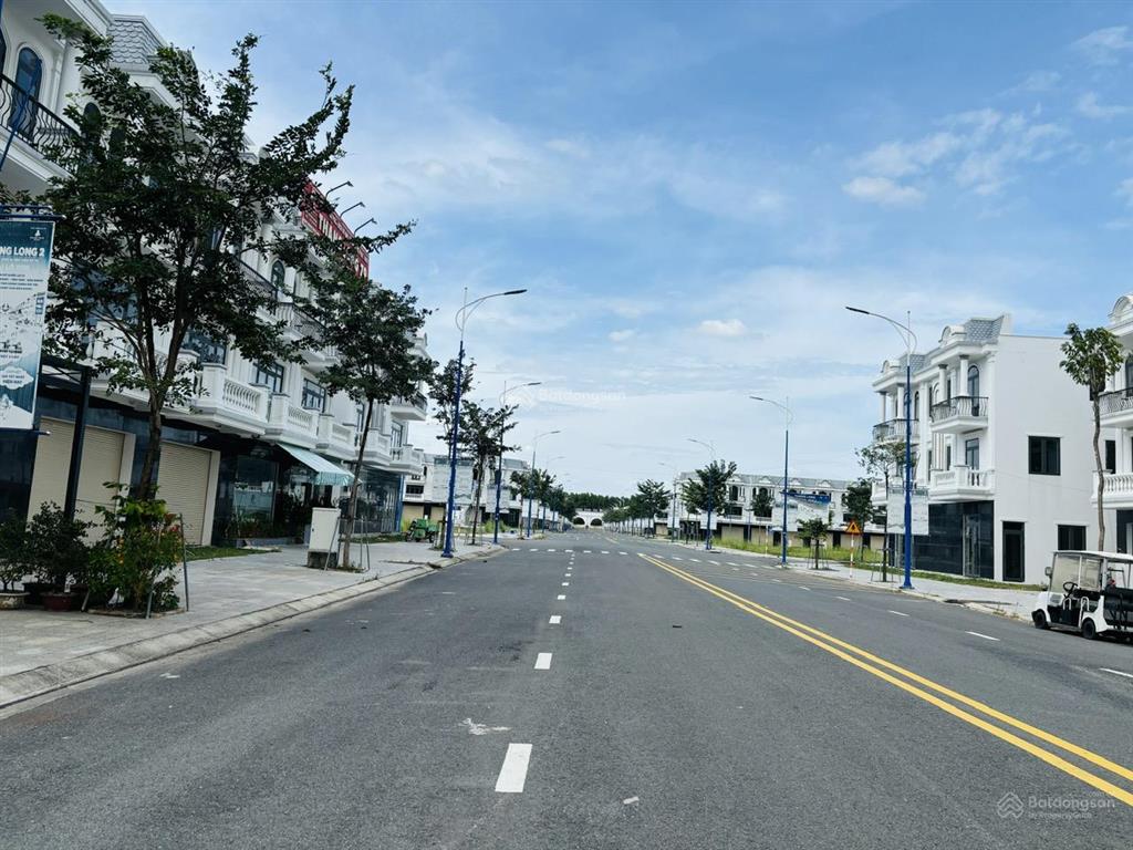 Cần bán lô đất 85,8m2 trung tâm lai uyên, bàu bàng giá 750 tr, sổ sẵn, hỗ trợ bank.  0941 329 ***