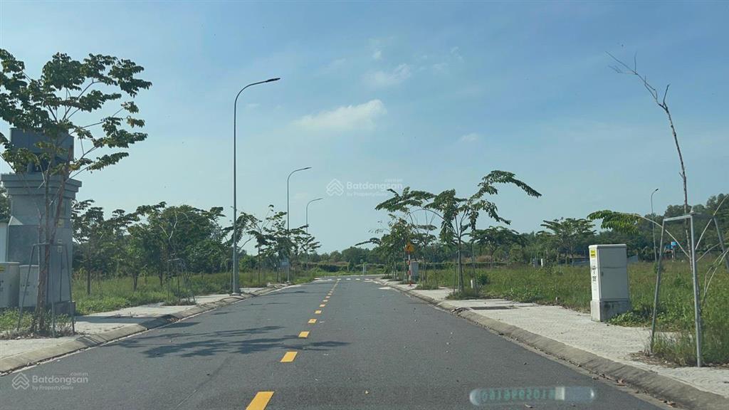 Lô đất đường dx23, thông dài sổ sẵn giá chỉ 1,2 tỷ, công chứng sang tên liền.  duy 0931 191 ***