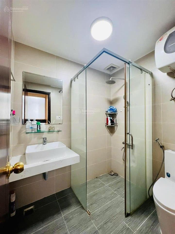 Bán gấp ch cao ốc thịnh vượng 4pn 3wc 122m2 full nội thất cao cấp giá 5,2 tỷ