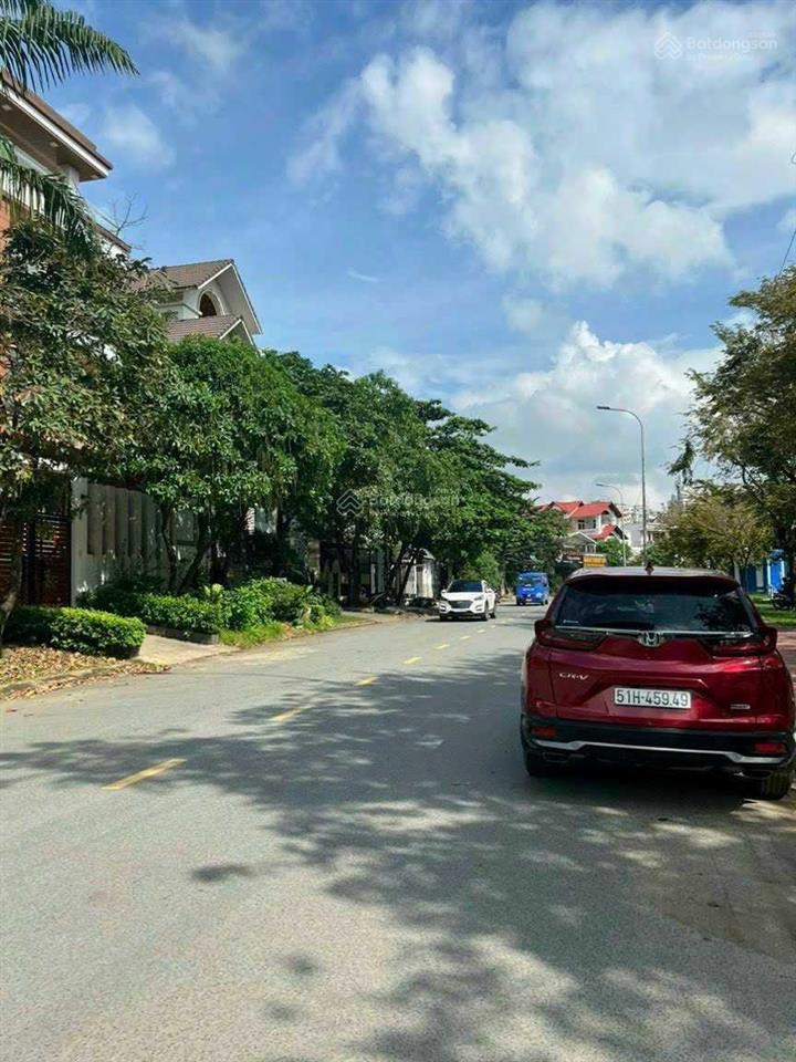 Cần tiền bán gấp nền đất biệt thự kđt an phú an khánh q2. dt 9 x 23m giá 220tr/m2