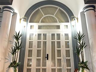 Bán biệt thự khu compound nguyễn văn hưởng, thảo điền, dt 15x26m. trệt 2 lầu áp mái. giá bán 86 tỷ