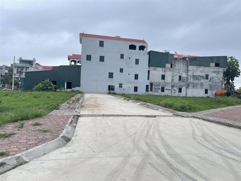 Em gái cần bán nhanh 70m2 đấu giá đình tràng dục tú  vỉa hè ô tô tránh view cụm công nghiệp